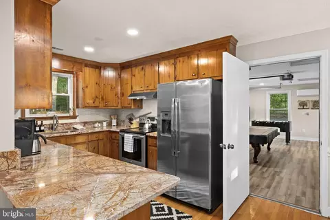 Kitchen - 154 Becky Ct, Bumpass, VA 23024 photo 3 of 4