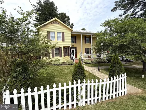 605 Mineral Ave, Mineral, VA 23117
