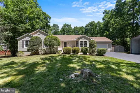 801 Mitchell Point Rd, Mineral, VA 23117
