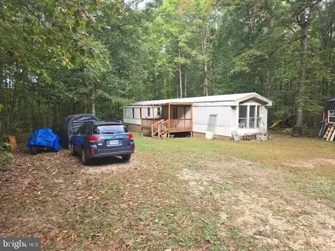 163 Foster, Louisa, VA 23093
