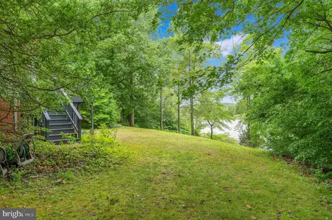 Exterior - 303 Pine Dr, Louisa, VA 23093 photo 13 of 32