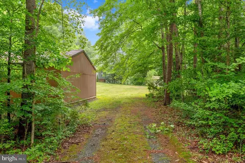 Exterior - 303 Pine Dr, Louisa, VA 23093 photo 32 of 32