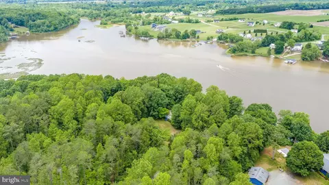View/Area - 303 Pine Dr, Louisa, VA 23093 photo 13 of 16
