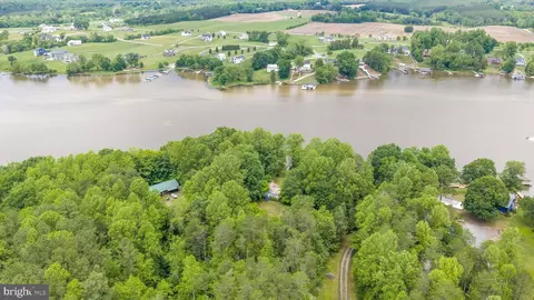 View/Area - 303 Pine Dr, Louisa, VA 23093 photo 12 of 16