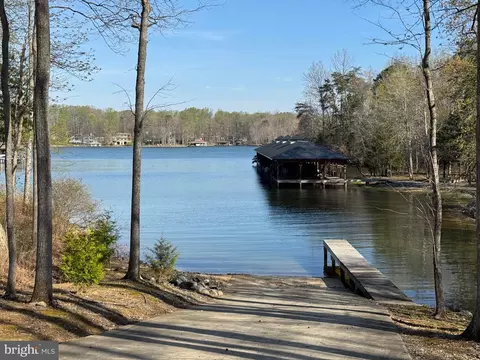 View/Area - 57 Lighthouse Dr, Bumpass, VA 23024 photo 4 of 6