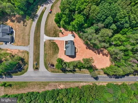 View/Area - 32 Mill Run, Bumpass, VA 23024 photo 3 of 11