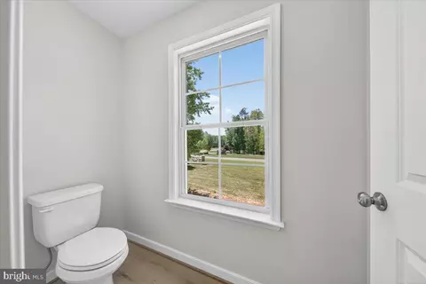 Entry Way - 32 Mill Run, Bumpass, VA 23024 photo 32 of 43