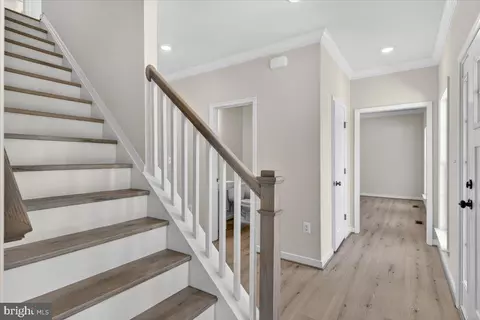Entry Way - 32 Mill Run, Bumpass, VA 23024 photo 5 of 43