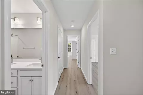 Entry Way - 32 Mill Run, Bumpass, VA 23024 photo 24 of 43