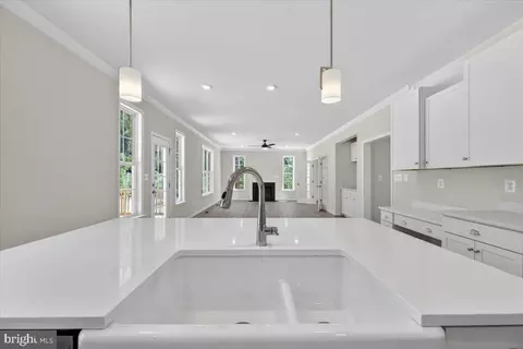 Entry Way - 32 Mill Run, Bumpass, VA 23024 photo 16 of 43