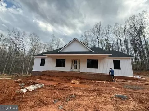 2804 Waldrop Church Rd, Louisa, VA 23093