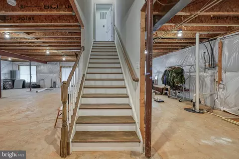 Entry Way - 287 Sunset Loop, Mineral, VA 23117 photo 10 of 13