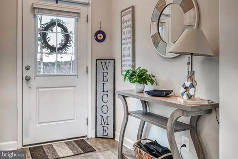 Entry Way - 287 Sunset Loop, Mineral, VA 23117 photo 2 of 13