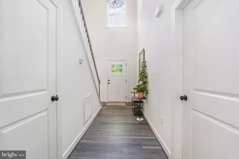 Entry Way - 140 Rainbow Rdg, Bumpass, VA 23024 photo 9 of 11