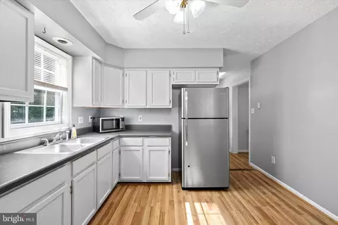 Kitchen - 252 Evergreen Rd, Louisa, VA 23093 photo 1 of 3