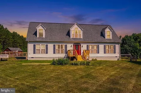 280 May Ln, Louisa, VA 23093