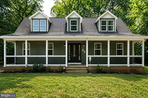 24 Pointer Ln, Zion Crossroads, VA 22942