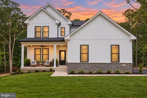 1079 Alma Gaynelle Dr, Mineral, VA 23117