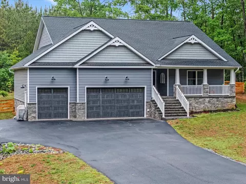 367 Pinehurst Dr, Gordonsville, VA 22942