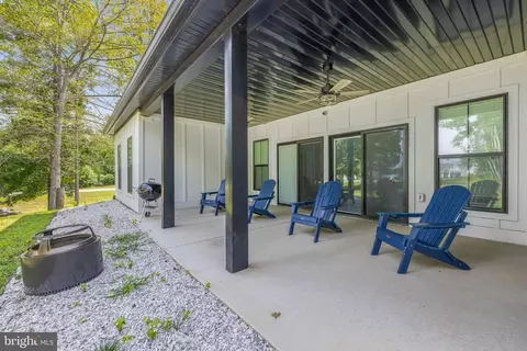 Exterior - 375 Ark Ave, Bumpass, VA 23024 photo 5 of 7