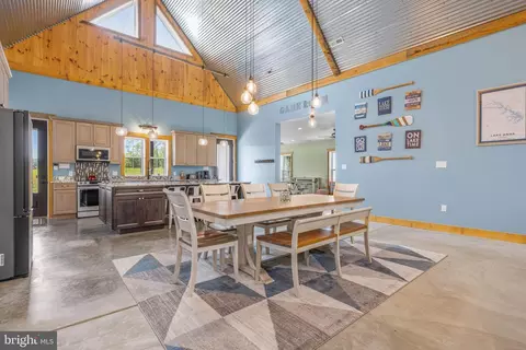 Dining - 375 Ark Ave, Bumpass, VA 23024 photo 2 of 2