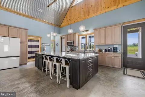 Kitchen - 375 Ark Ave, Bumpass, VA 23024 photo 2 of 3