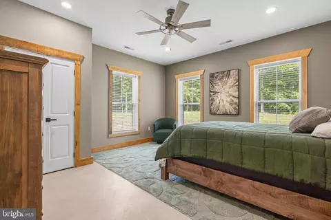 Bedroom - 375 Ark Ave, Bumpass, VA 23024 photo 3 of 9