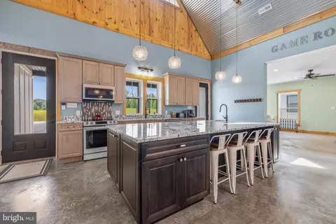 Kitchen - 375 Ark Ave, Bumpass, VA 23024 photo 1 of 3