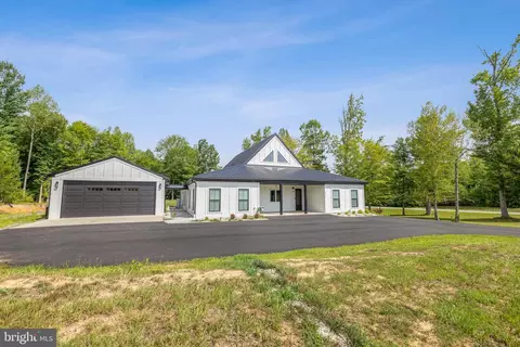 Exterior - 375 Ark Ave, Bumpass, VA 23024 photo 2 of 7