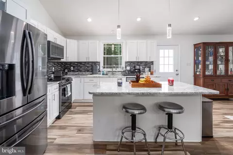 Kitchen - 93 Eastham Rd, Bumpass, VA 23024 photo 2 of 2