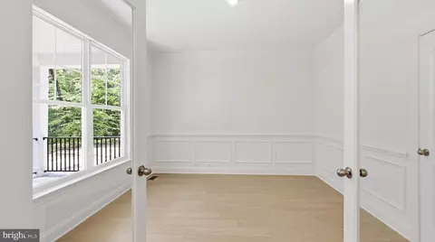 Entry Way - 3170 Three Chopt Rd, Gum Spring, VA 23065 photo 8 of 20