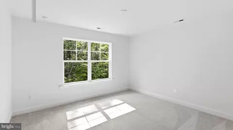 Bedroom - 3170 Three Chopt Rd, Gum Spring, VA 23065 photo 2 of 3