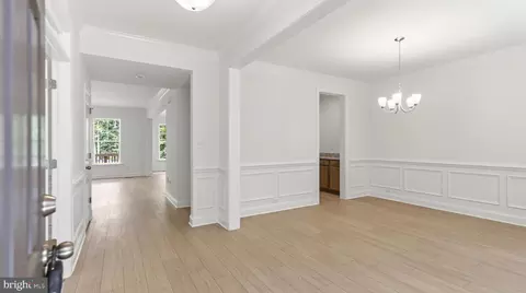 Entry Way - 3170 Three Chopt Rd, Gum Spring, VA 23065 photo 5 of 20