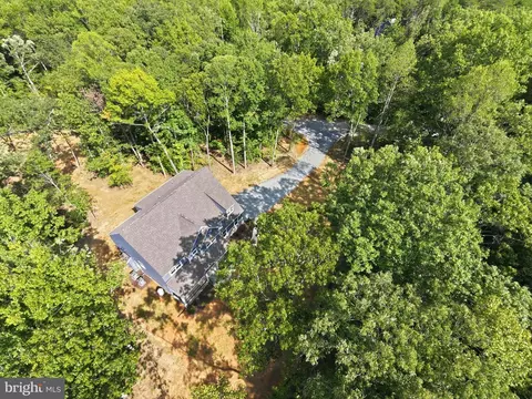 View/Area - 3170 Three Chopt Rd, Gum Spring, VA 23065 photo 2 of 2