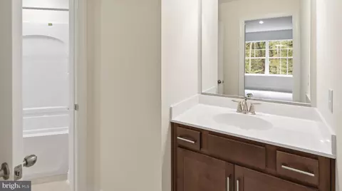 Entry Way - 3170 Three Chopt Rd, Gum Spring, VA 23065 photo 16 of 20