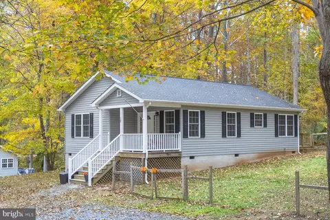 18 Ellis Ln, Louisa, VA 23093