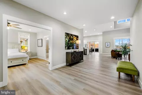 Entry Way - 140 Lighthouse Dr, Bumpass, VA 23024 photo 6 of 15