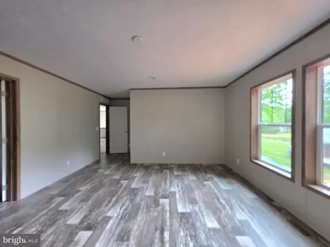Living - 1271 Doctors Rd, Louisa, VA 23093 photo 1 of 3