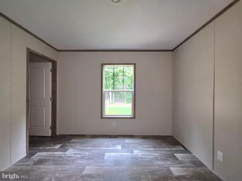 Bedroom - 1271 Doctors Rd, Louisa, VA 23093 photo 6 of 6