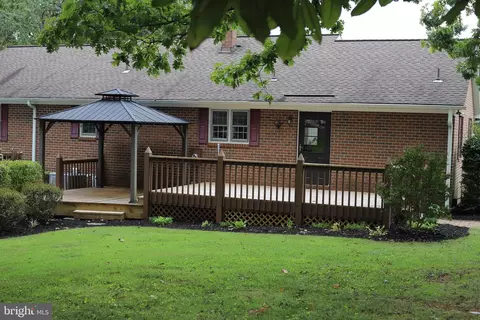 Exterior - 804 St Frances Ave, Mineral, VA 23117 photo 7 of 7