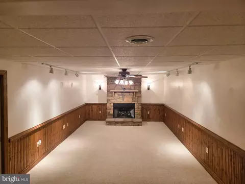 Living - 804 St Frances Ave, Mineral, VA 23117 photo 3 of 3