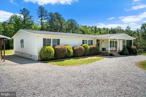 523 Three Flags Dr, Kenbridge, VA 23944