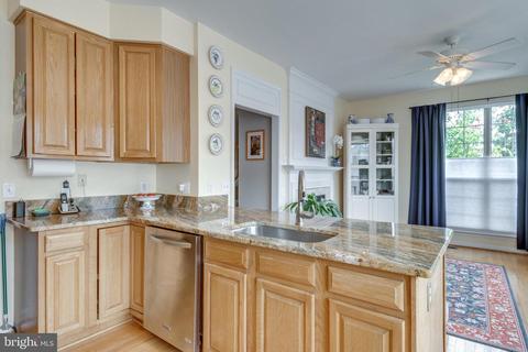 20925 Trinity Sq, Sterling, VA 20165 photo 12
