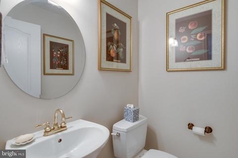 20925 Trinity Sq, Sterling, VA 20165 photo 17