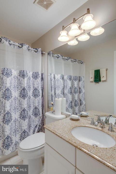 20925 Trinity Sq, Sterling, VA 20165 photo 32