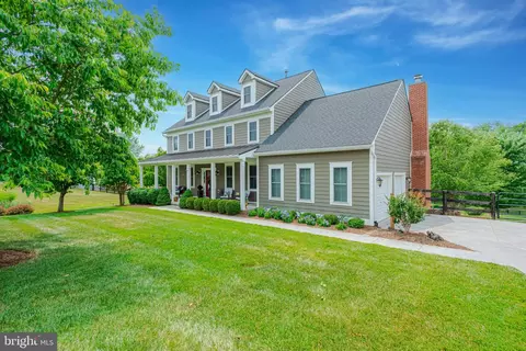 14645 Nina Ct, Waterford, VA 20197