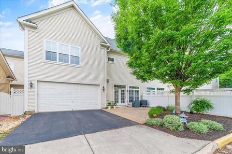 42717 Explorer, Brambleton, VA 20148 photo 5