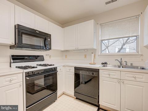 20600 Cornstalk Ter #201, Ashburn, VA 20147 photo 14