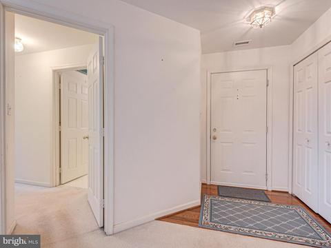 20600 Cornstalk Ter #201, Ashburn, VA 20147 photo 16