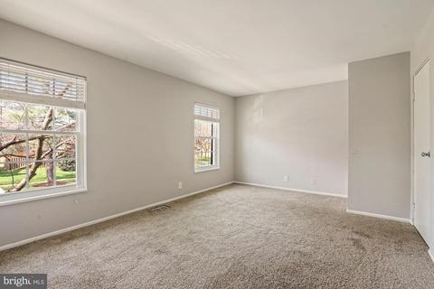 310 E Cornell Dr, Sterling, VA 20164 photo 17